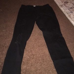 black cropped jeans
